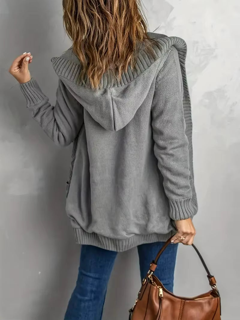 Cardigan Long Maille Torsadée Yasmarzi™ – Chaleur & Allure